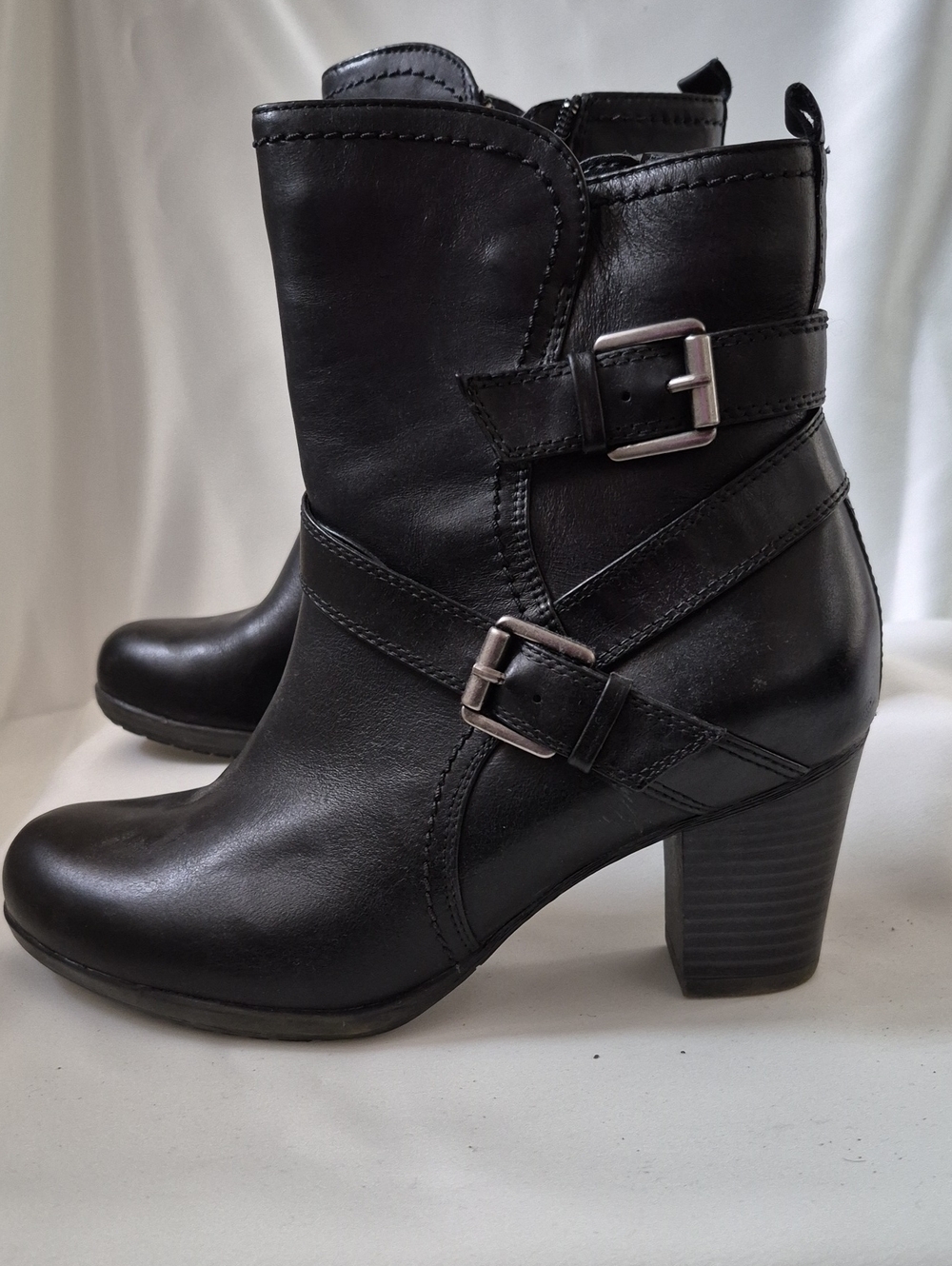 Black Leather Buckle Mid-Calf Heeled Boots